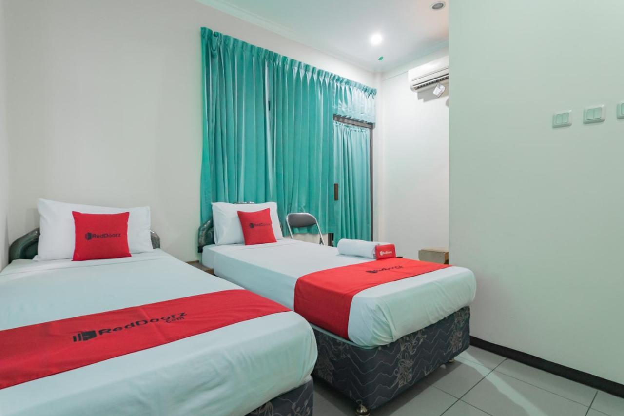 Reddoorz @ Achino Hotel Bandung Bagian luar foto